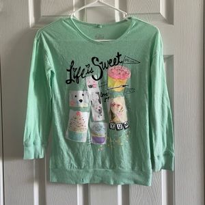 Super cute glittery light material sweatshirt